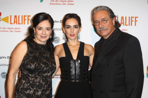 Marlene Dermer, Ana de la Reguera y Edward J. Olmos.