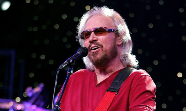 Barry Gibb se presentará el 4 de junio en el Hollywood Bowl de Los Angeles, CA. 