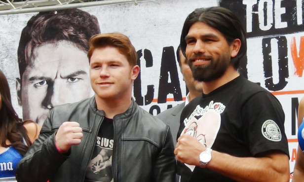 Saúl 'Canelo' Alvarez y Alfredo 'El Perro' Angulo tienen cita en el ring el 8 de marzo en Las Vegas. 