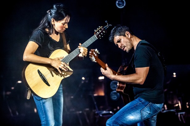 El dúo mexicano Rodrigo y Gabriela lanzará al mercado su nuevo álbum '9 Dead Alive' el 29 de abril.