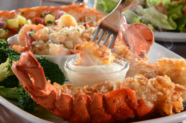 Lobster in Paradise es uno de los platillos favoritos. Foto: Especial