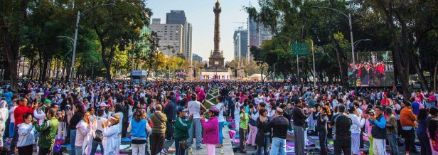 Los interesados en participar en el Encuentro Global por la Paz y la Sanación espera reunir en México a miles de personas alrededor del mundo lo pueden hacer gracias a la transmisión en vivo por el Canal 5 de Televisa y el live streaming desde la página web oficial: www.amorpazluz.com.